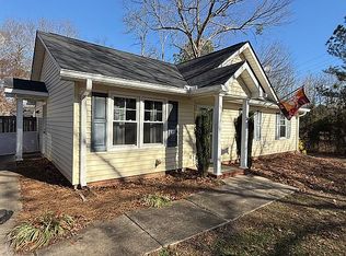 135 Hughes St, Fountain Inn, SC 29644