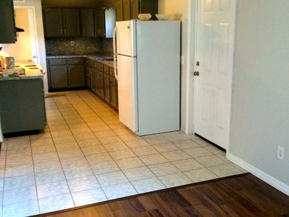 transitions into Eat in area