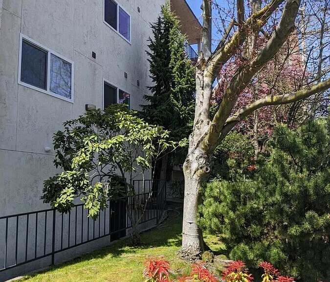 2001 NW 65th St #422 — Photo 30