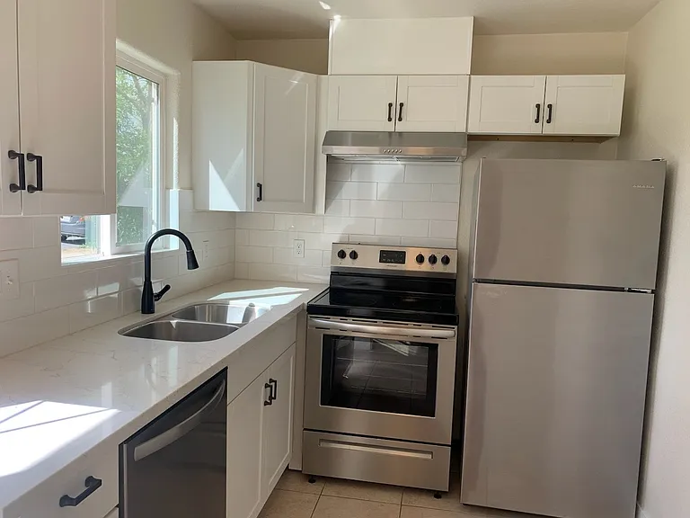 260 Buchanan St #260 — Photo 18