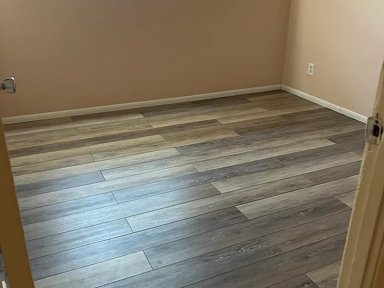 2027 W Cholla St — Photo 2
