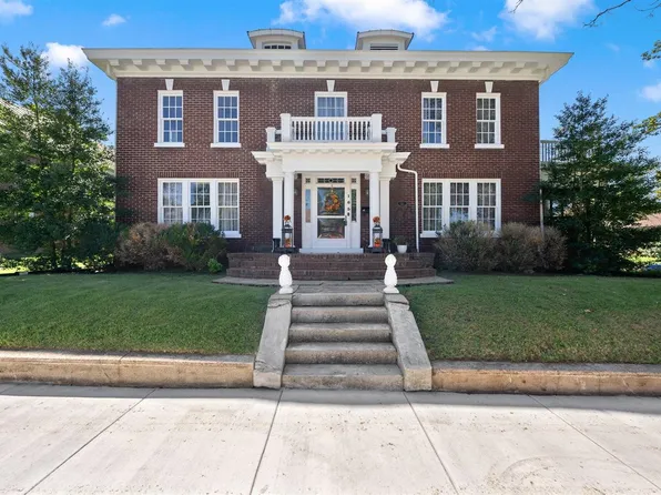 165 W 6th St, Russellville, KY 42276