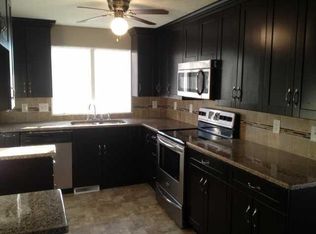 5904 T St, Omaha, NE 68117