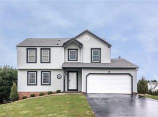 200 Trillium Dr, Cranberry Township, PA 16066