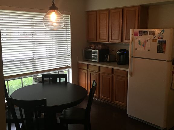 2nd image of 2706 Brompton Dr