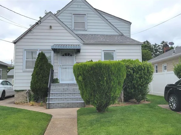 247 Stewart Avenue, Hempstead, NY 11550