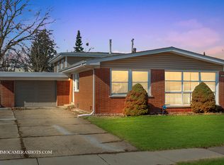 180 Kathleen Ln, Chicago Heights, IL