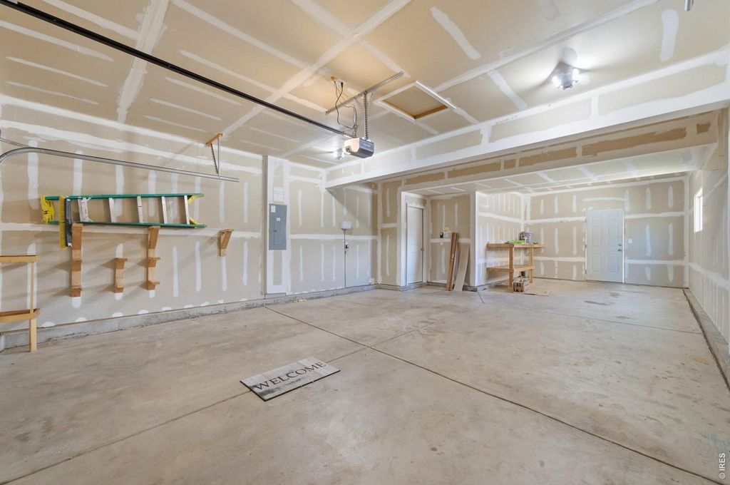 354 Shadowbrook Dr
