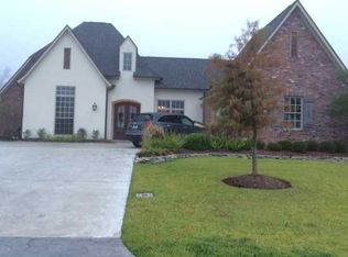 1130 Benvue Ln #L, Lake Charles, LA 70605