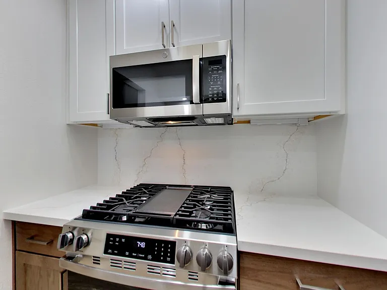 Riverwood Apartments — Photo 135