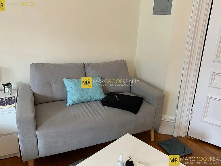 307 Beacon St #4 — Photo 7