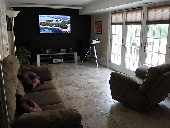 Family Den