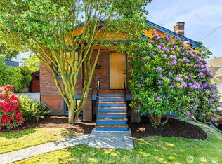 327 NW 52nd St, Seattle, WA