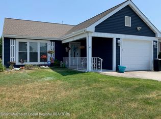 47 Hastings Rd, Manchester, NJ 08759