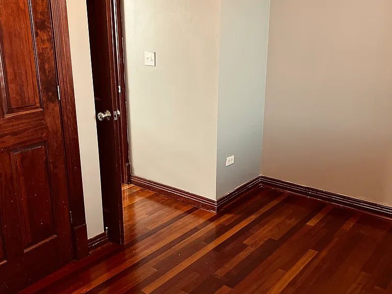 8036 S Kingston Ave #3 — Photo 8