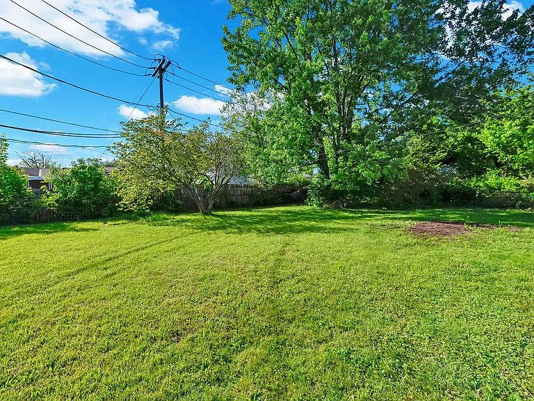 2705 Denmark Rd — Photo 14