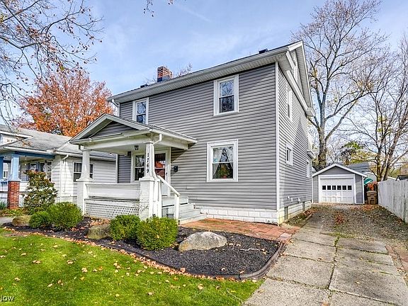 2nd image of 1769 24th St