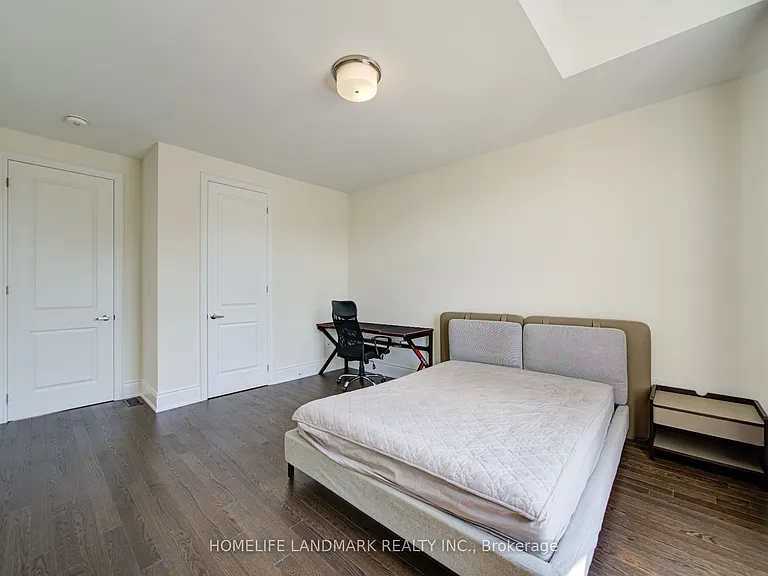 35 Red Giant St #MAIN 2ND FLOOR — Photo 40