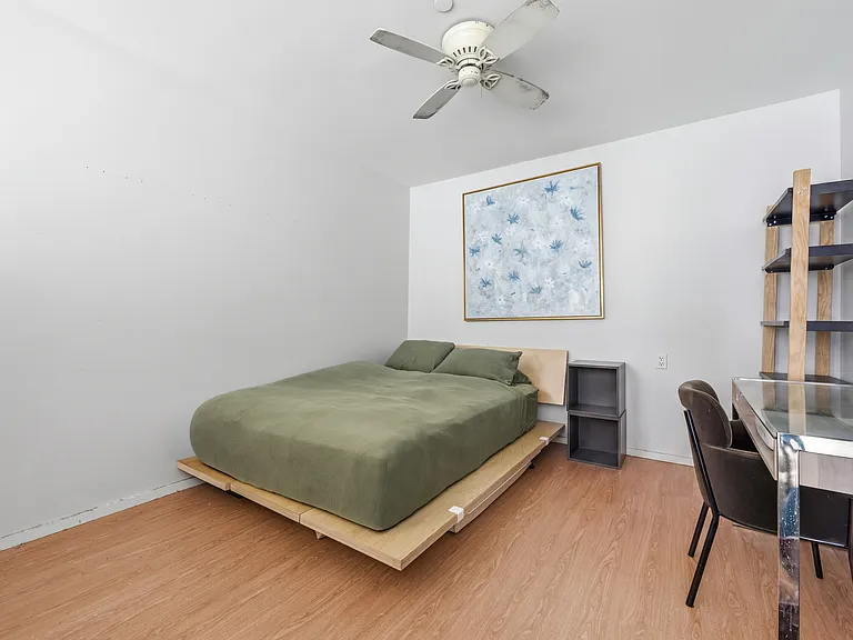 925 Pacific St #304 — Photo 7