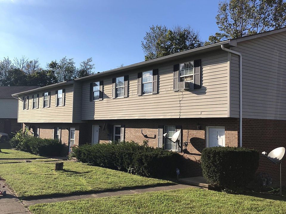1st image of 125-131 Bradford Dr