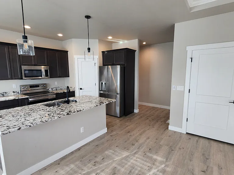 829 Pilot Knob Ave — Photo 5
