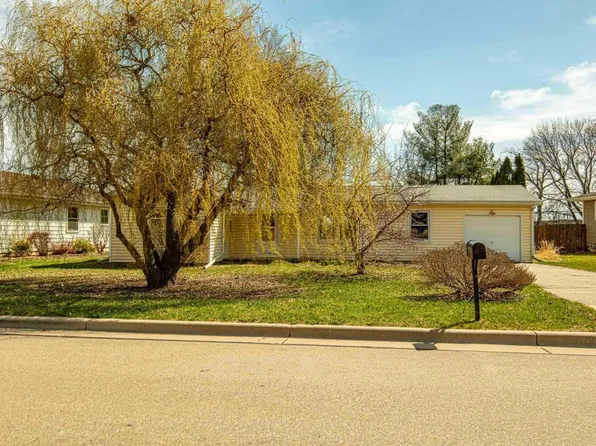 201 South Kerch Street, Brooklyn, WI 53521