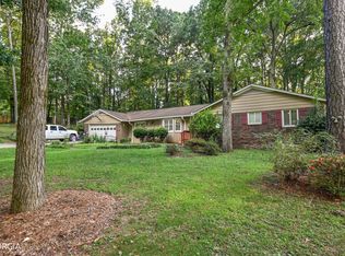 385 Weatherly Woods Dr, Winterville, GA 30683