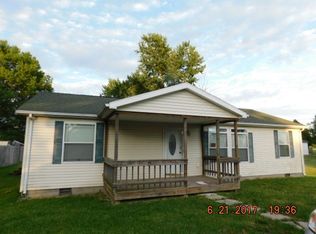 818 N Wabash Ave, Hartford City, IN 47348