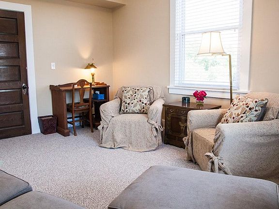 Lots of natural light and neutral colors