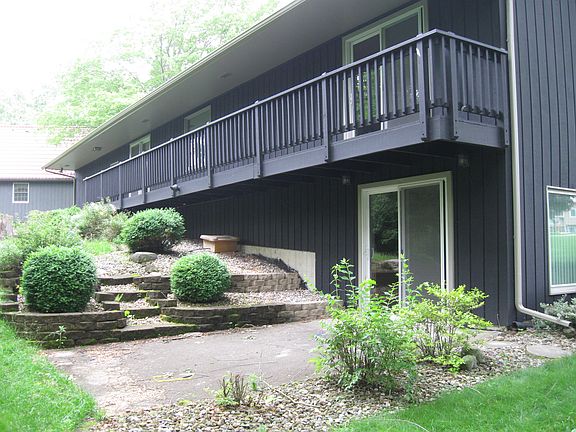 2nd image of 2833 N La Salle Dr