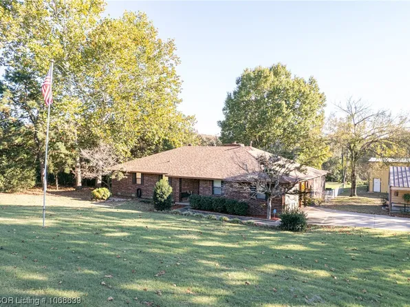 2007 W Center St, Greenwood, AR 72936