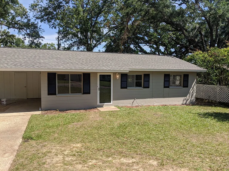 2608 Ridgeway St — Photo 7