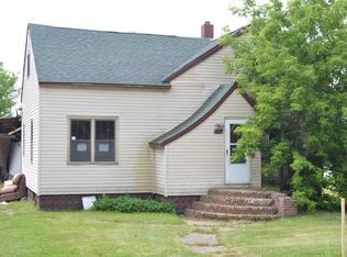 649 Main St, Junction City, WI 54443