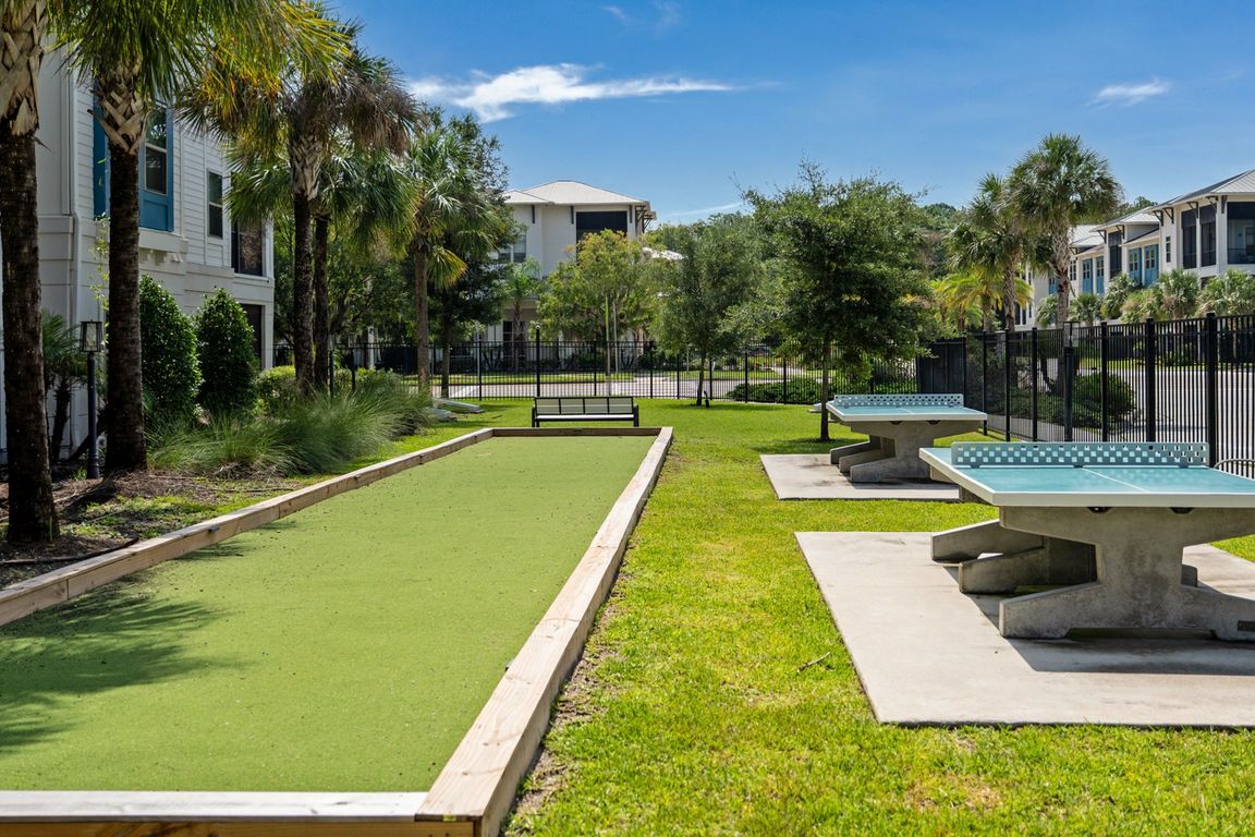 Enjoy community living at its best.