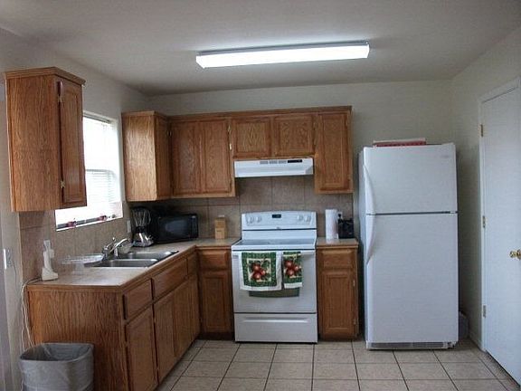 5th image of 2912 McCormack Dr