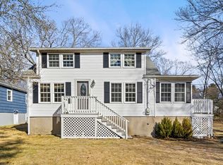 10 Capen Ln, Dedham, MA 02026
