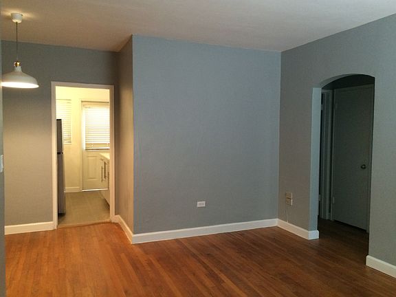2nd image of 28 Almeria Ave APT 3