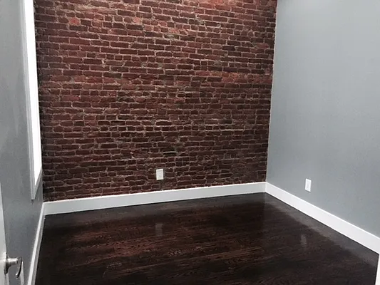 Rented by Premier Metro Realty Corp | media 34