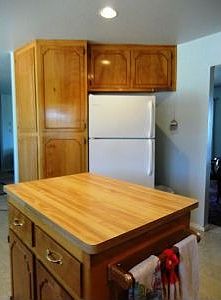 Covered Deck with Hot Tub