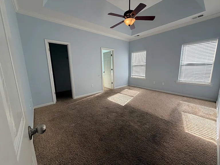 2938 Summit Dr — Photo 15