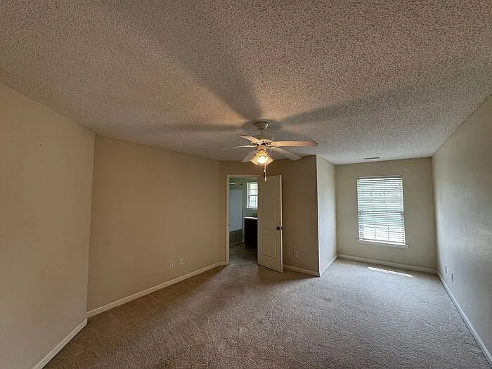 7010 Thornwood Ln SE — Photo 22