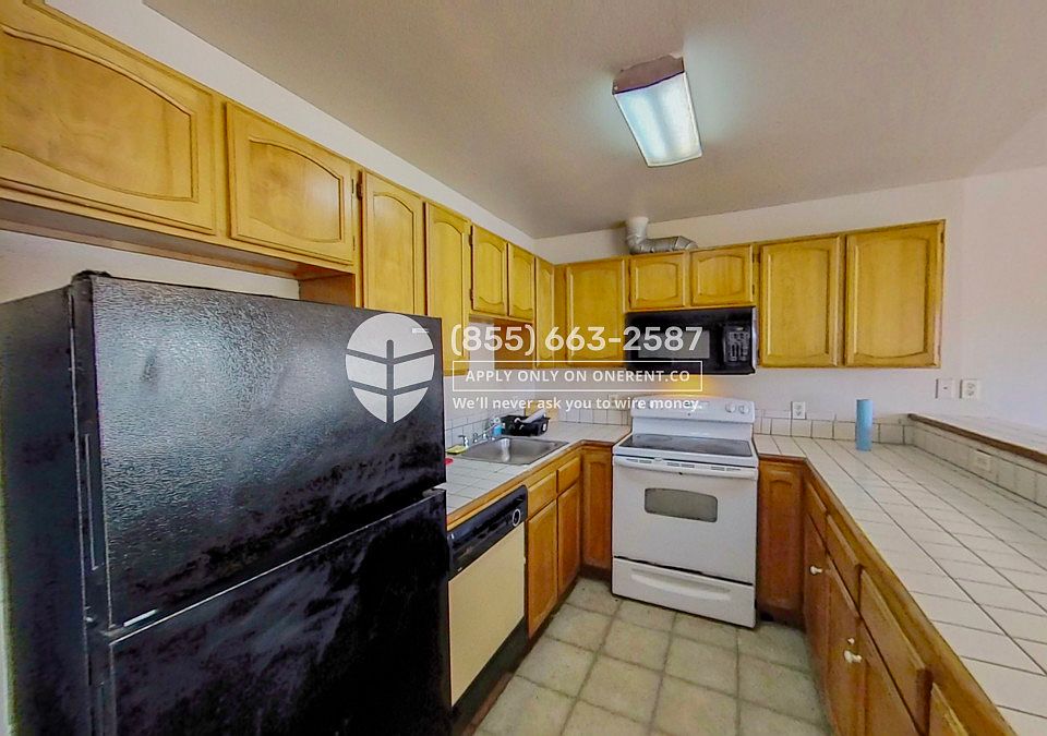 1st image of 1475 Hawes St APT A