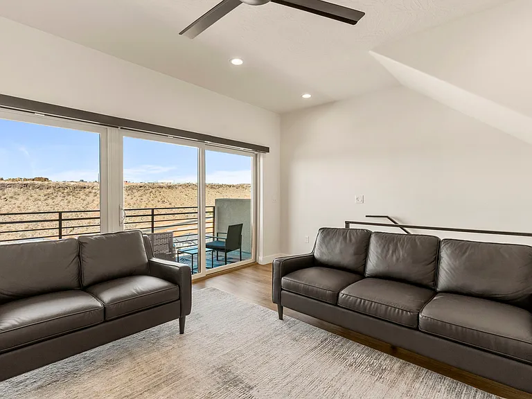840 Twin Lakes Dr #401 — Photo 8