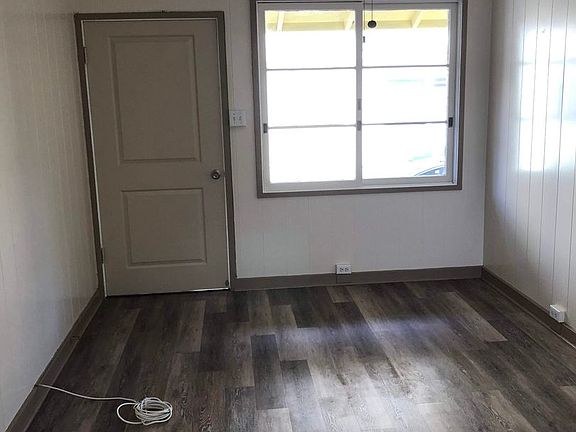 4th image of 1619 Philip St APT F