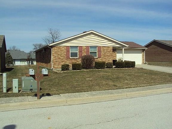 2nd image of 960 Manchester Dr