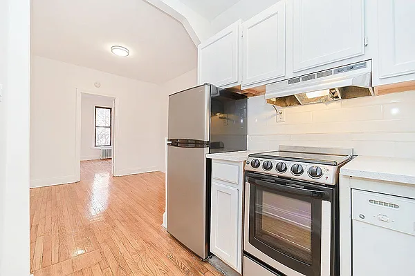 Rented by Living New York | media 11