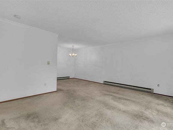 5th image of 10459 S Des Moines Memorial Drive #N405