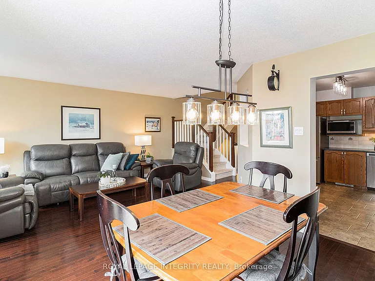 564 Renaissance Dr — Photo 19