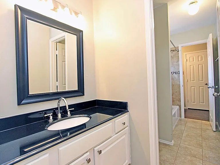 4251 Millview Ln — Photo 23