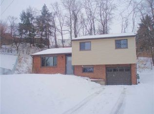 141 Holstein Dr, Oakdale, PA 15071